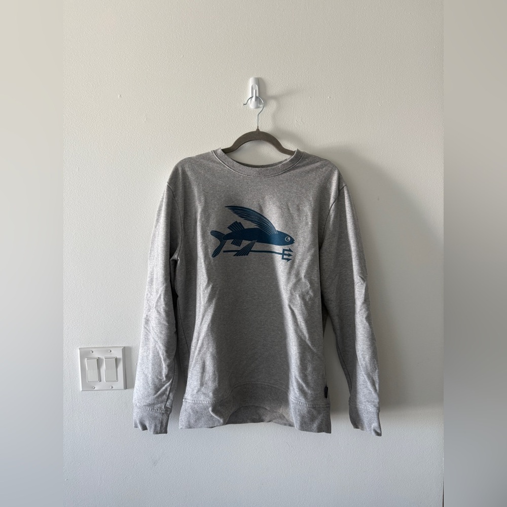 Patagonia | Gray Sweatshirt Sweater Crewneck with Blue Graphic Size M